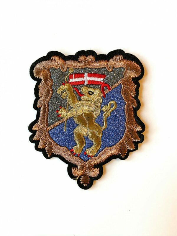 Embroidered lion badge Iron on patch