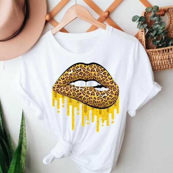 Animal print lip gold drip graphic t-shirt